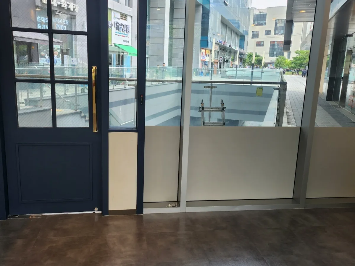 청도군 매전면 점포 카운터 검사실 위생청소 사례 - 행진크린